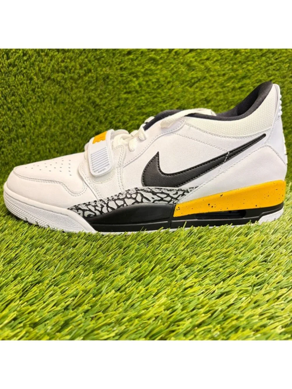 Nike please review